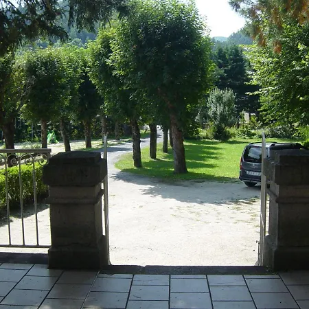 Adonis D'hotes 3* Saint-Germain-Laprade